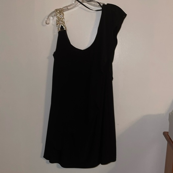 🌹NWOT/BETSY & ADAMS RUFFLE DRESS - Picture 3 of 9